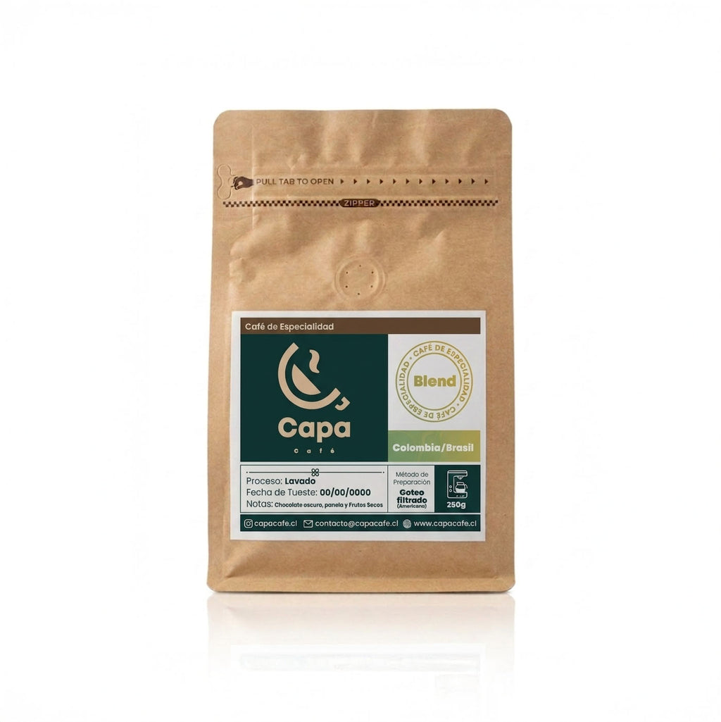 Café Blend de Brasil y Colombia de Capa Café, empaque de café de especialidad